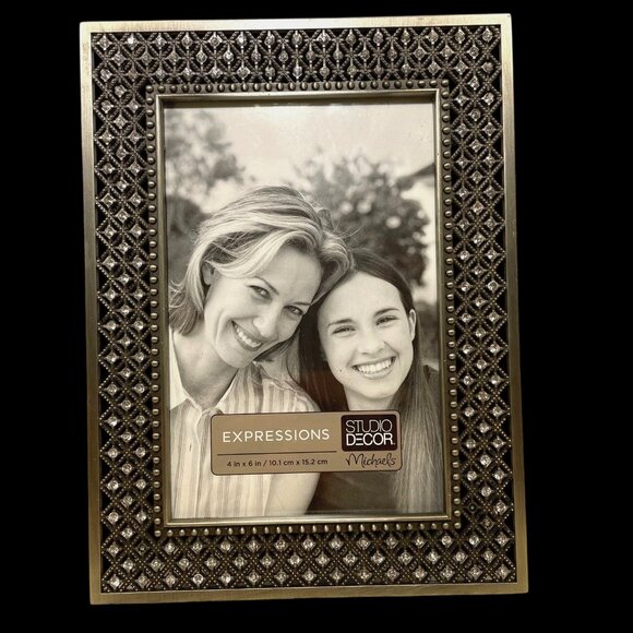 Beaded Bronze Metal Picture Frame By Studio Decor For 4"x6" Photos - Picture 1 of 6
